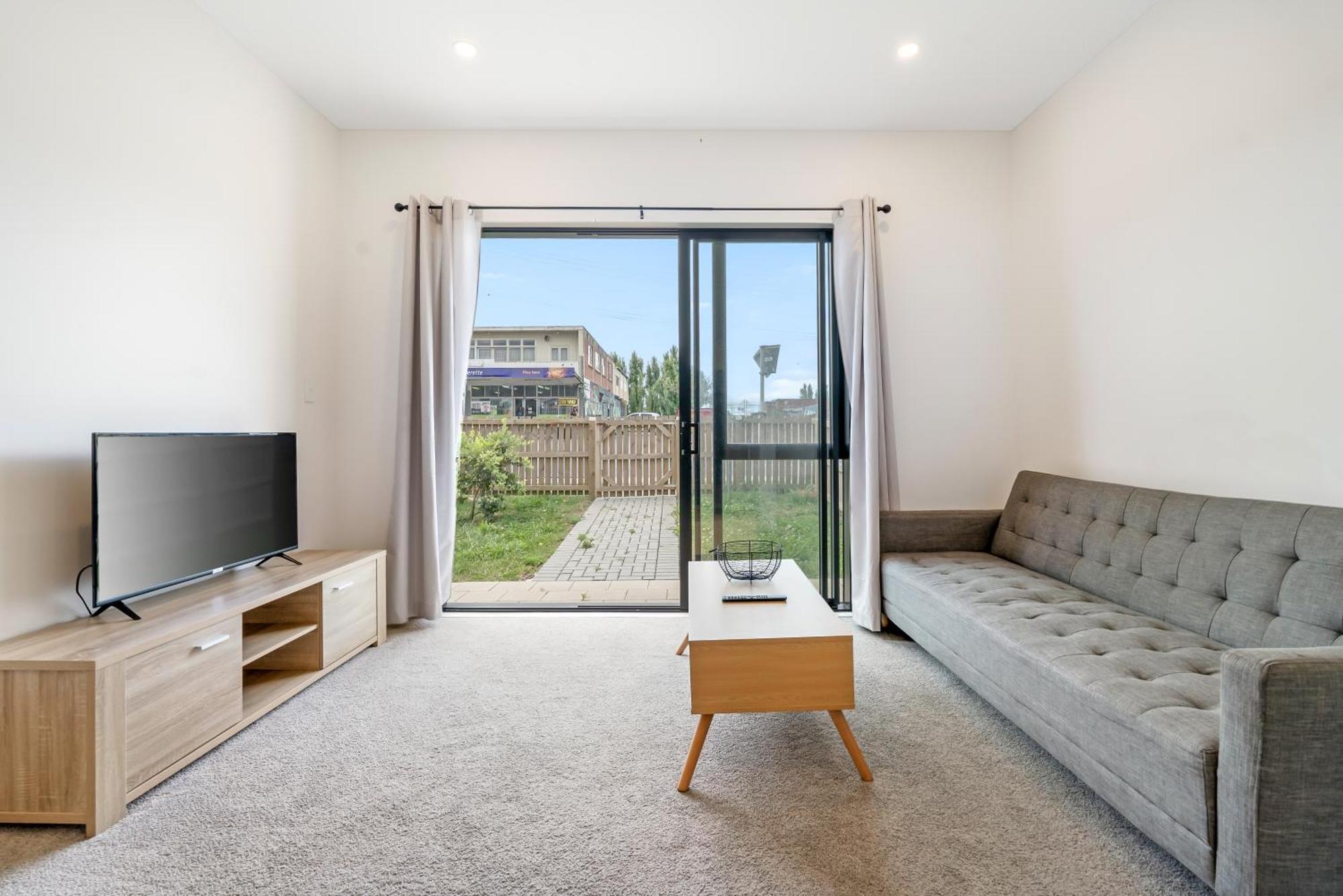 Cozy Brand New Townhouse 1 Bed & Breakfast โอ๊คแลนด์ ภายนอก รูปภาพ